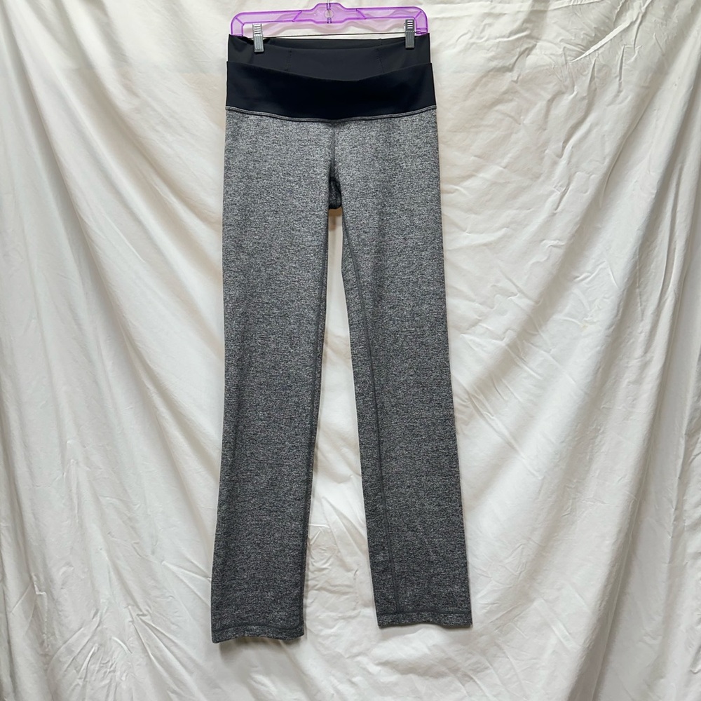 Women’s LuLuLemon Gray and Black Straight Up Pants Size 8 - Picture 3 of 12